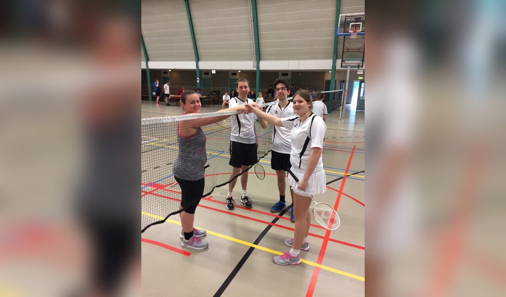 Het dubbeltoernooi van Badminton Club Lieshout is sportief, leuk en vooral gezellig