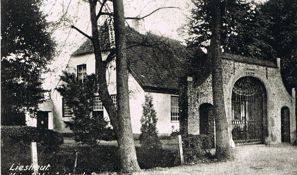 Huize 'Ribbius' met oude poort