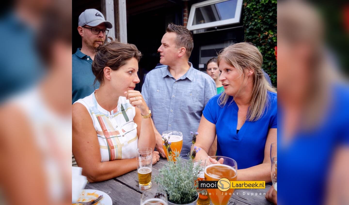 Ondernemersclub vier jaarlijkse BBQ ter afsluiting van het jaar. Deze keer bij cafe Thuis aan het heuvelplein in beek en donk, verzorgd door slagerij Flavio Hegeman uit Aarle-Rixtel.