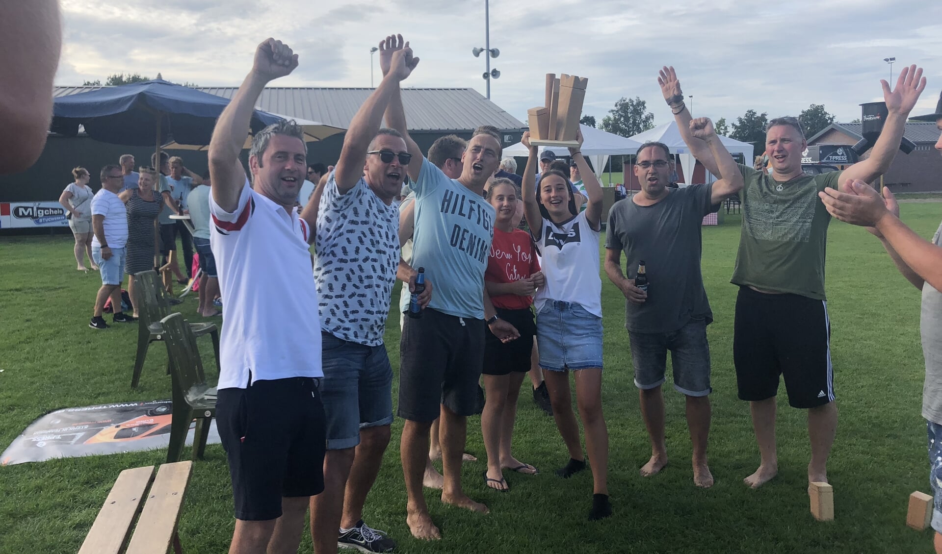 Team 'De Moaskes' won het Laarbeekse KUBB-Toernooi