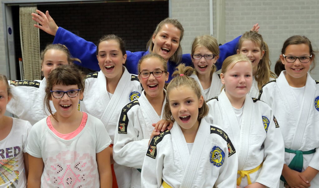 Juul Franssen (in het blauw) bij Judoclub Mariahout (archieffoto Laarbeek Sportief)