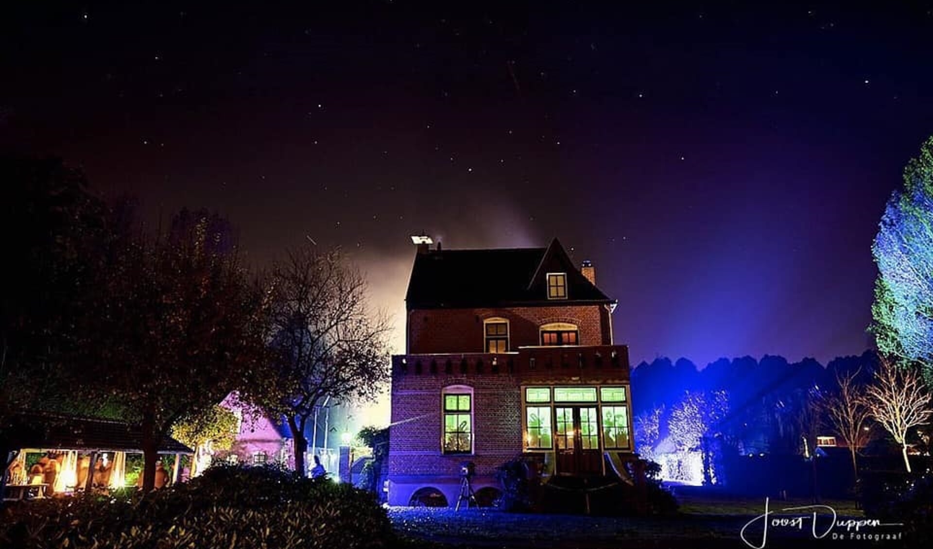 Het 'spookhuis' in Aarle-Rixtel is vanavond het decor voor de Halloweentocht