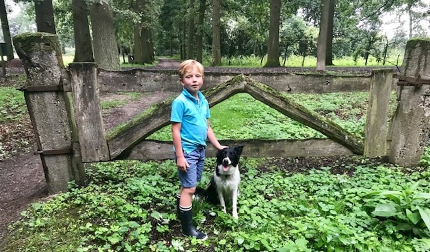 Sebas met Kaatje (Yvonne Huijbers) | Fotonummer: b2af00