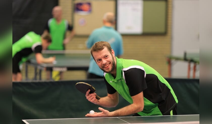 Chris Klingsporn, team 6, won van zijn ongeslagen tegenstander | Fotonummer: 89f6d1