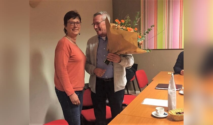 Voorzitter Ans van de Kerkhof en Wies Rooijakkers | Fotonummer: 2ea786
