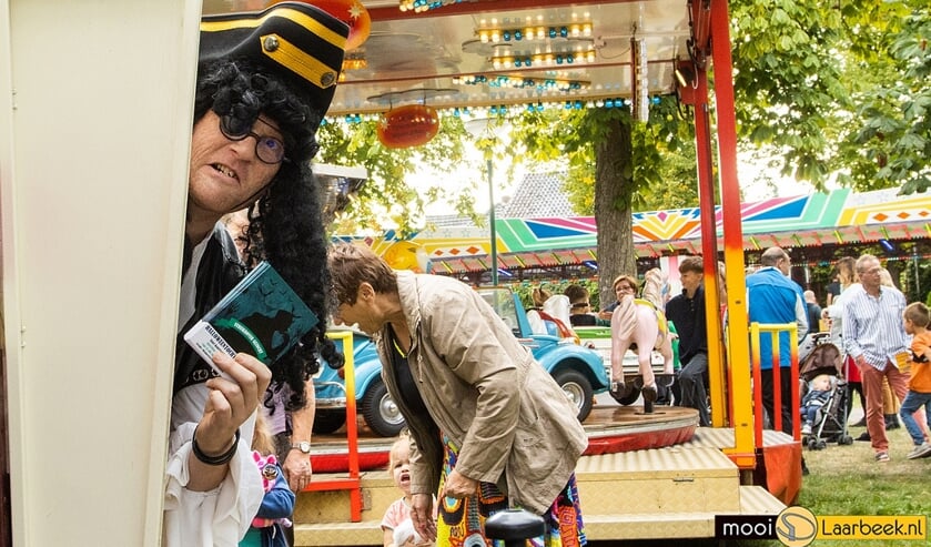 Stien-Pape op de kermis in Aarle-Rixtel | Fotonummer: dd10ad