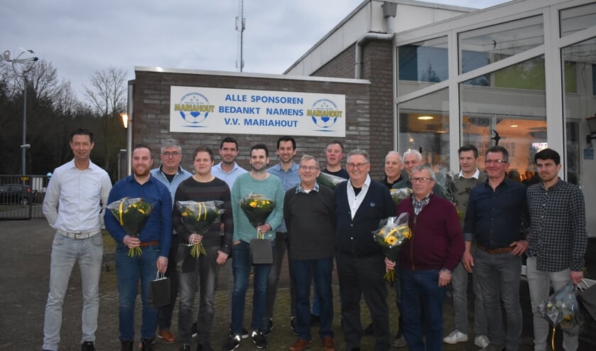 De jubilarissen van vv Mariahout | Fotonummer: 25e72a