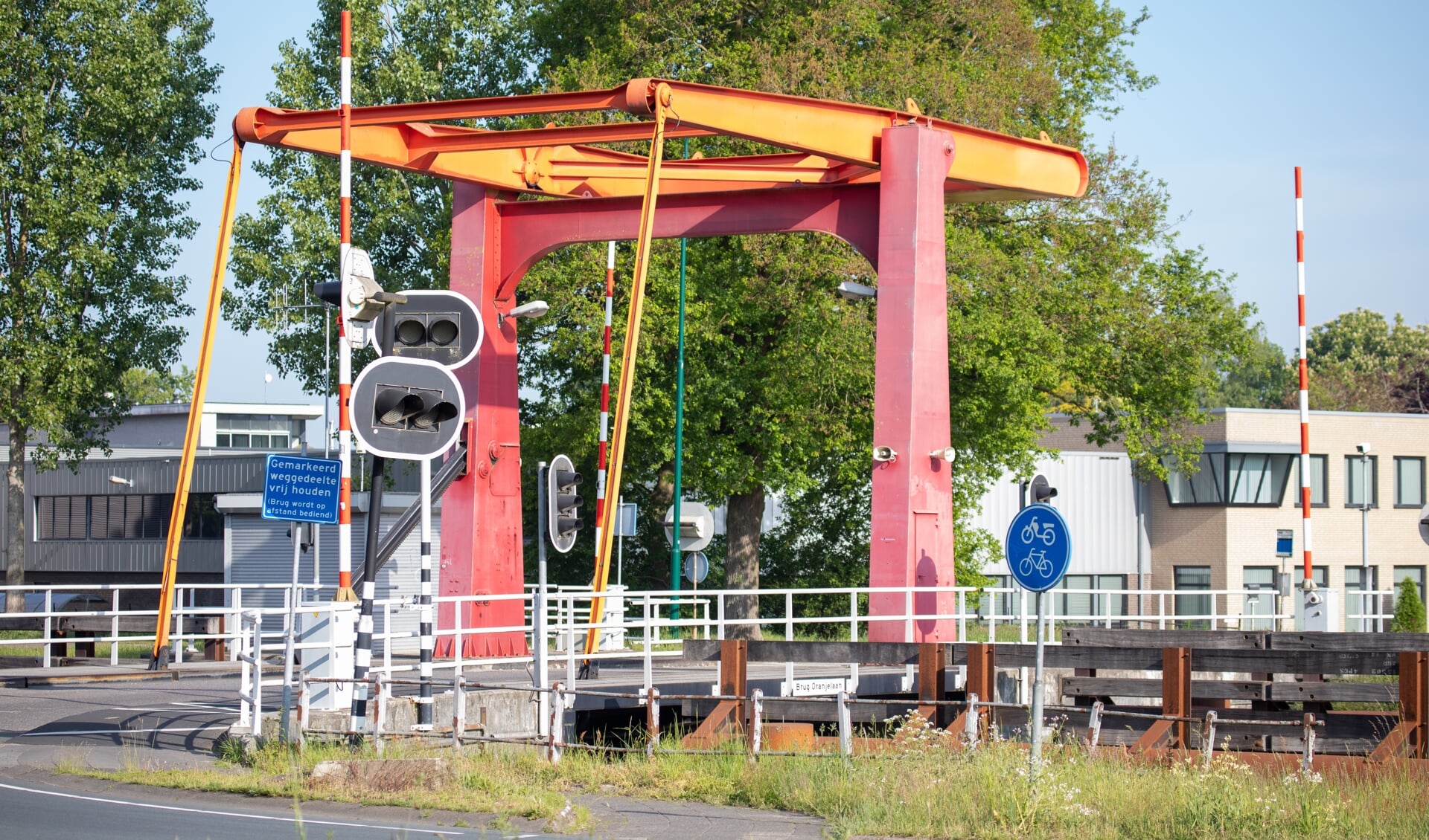 De brug aan de Oranjelaan in Beek en Donk