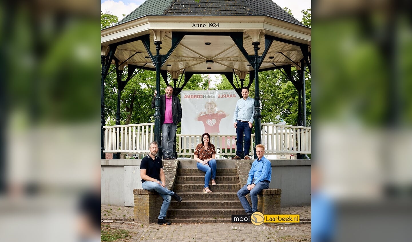 De kernvertegenwoordigers van Centramanagement Laarbeek, boven voorzitter Dries Klösters (l) en beleidsadviseur Martin van Montfort (r). Regine Wijnen (m). Onder: Arjan van Vugt (l) en Tom van den Heuvel (r). Wethouder Meulensteen en Nikki Barten ontbreken op de foto.