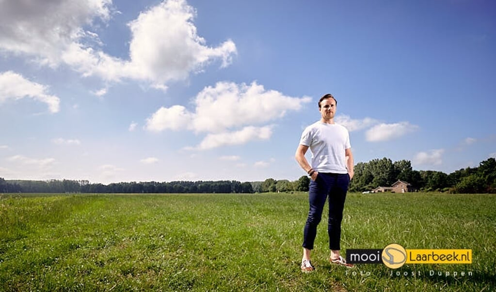 Tim Klomp-Bueters op een leeg WiSH-terrein