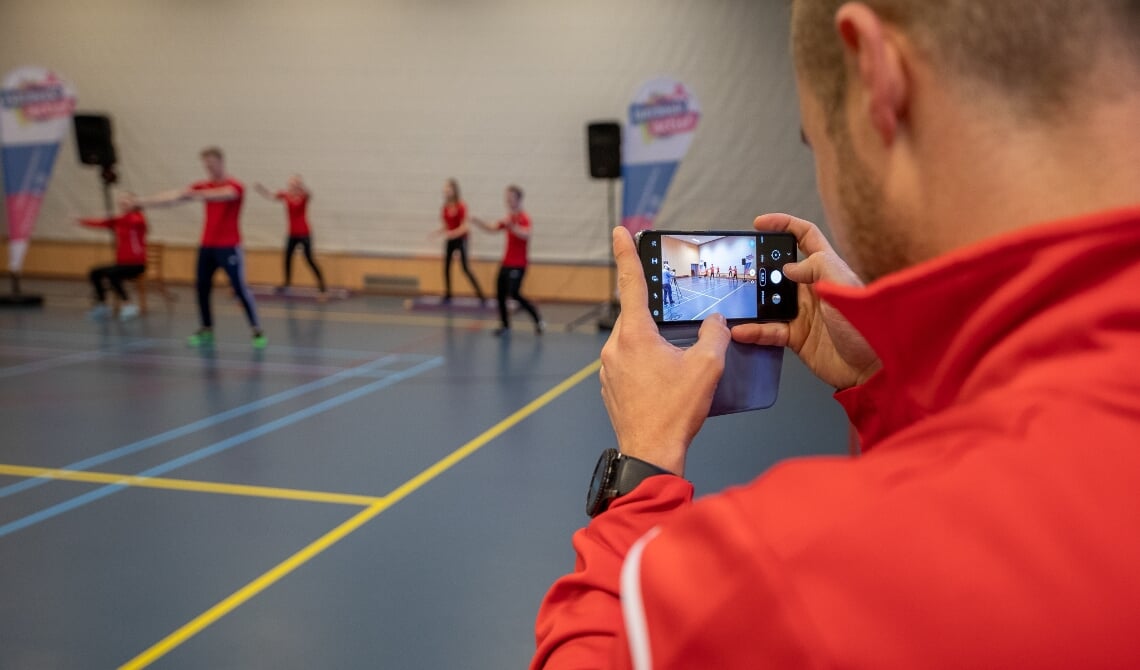 <p>Laarbeek Actief is in januari bezig geweest met het maken van beweegvideo's</p>