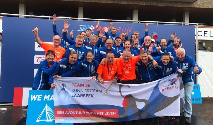 Runningteam  Laarbeek bij een eerdere deelname aan de Roparun
