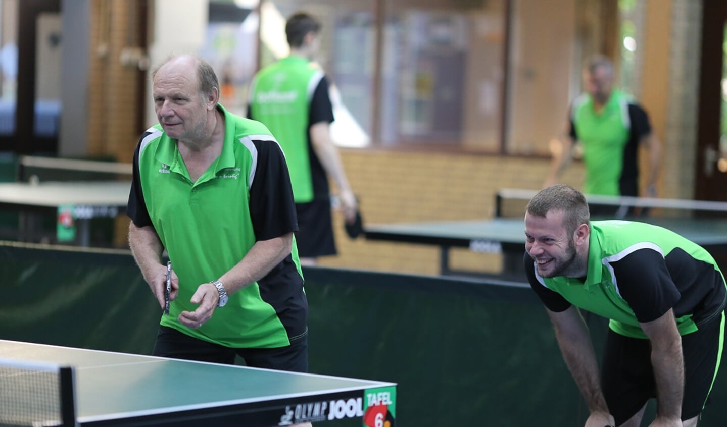 Jos De Gruyter en Chris Klingsporn in actie bij TTV Een en Twintig