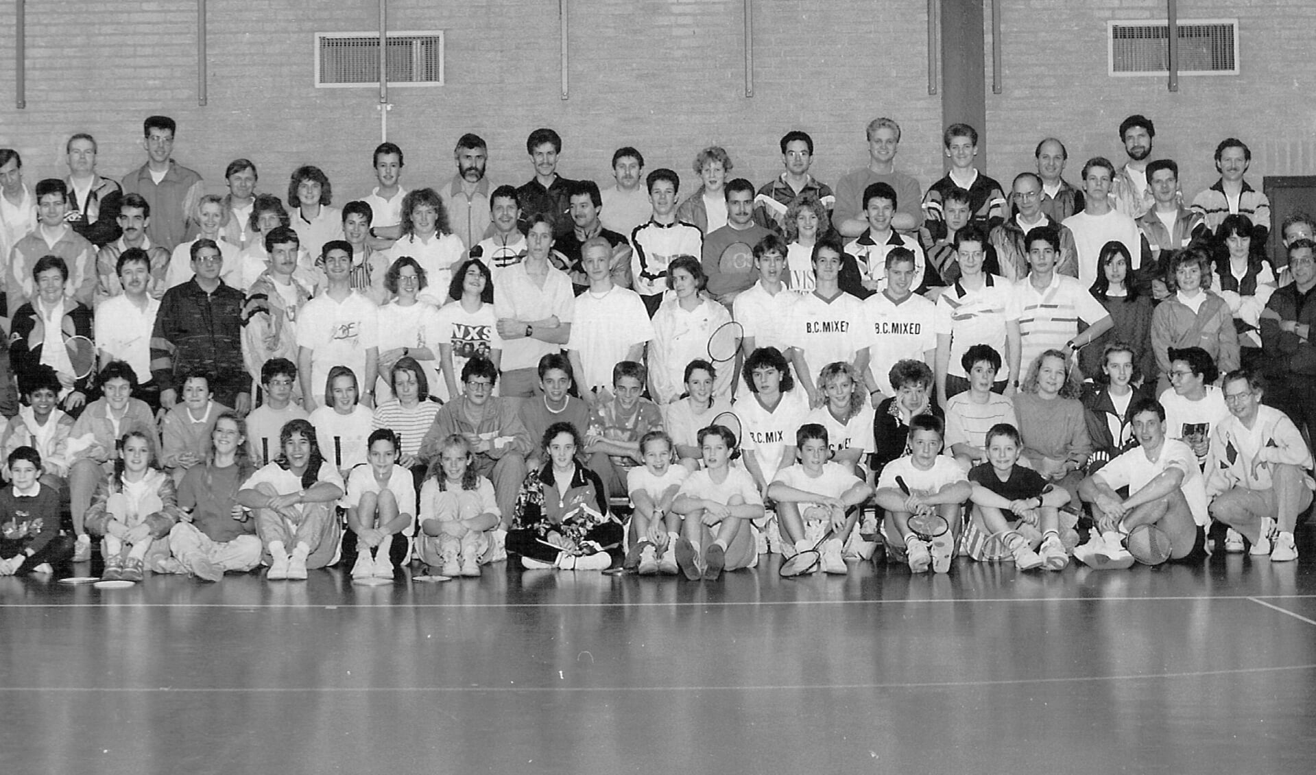 Groepsfoto BC Mixed van 30 jaar geleden