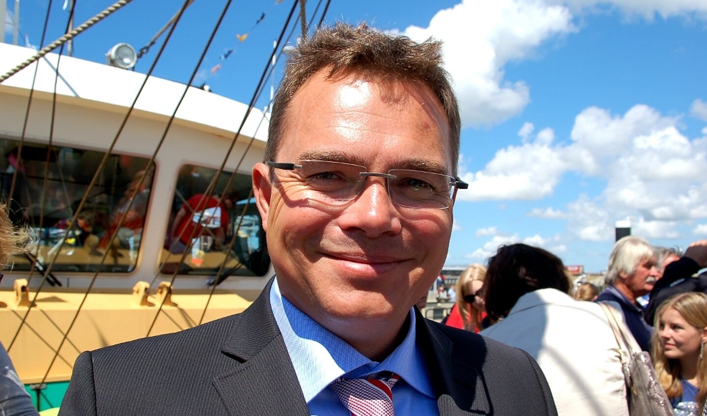 Voorzitter Cees Otte: ,,Het verschil wordt gemaakt door waar je percelen liggen.u2019u2019 Afgelopen maandagochtend kreeg hij bericht van de BRU 8 dat er in de Waddenzee (Gat van Stompe) een lijn gebroken was en samen met een gebroken lijn van de BRU 2 op een hoop lag. ,,Dus vanmorgen snel alle MZI-attributen aan boord getakeld en zijn we met spoed naar het wad gegaanu2019u2019, meldde Otte.