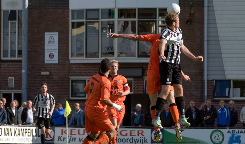 Sten Goossen in kopduel. | Foto's: Johanna Wever