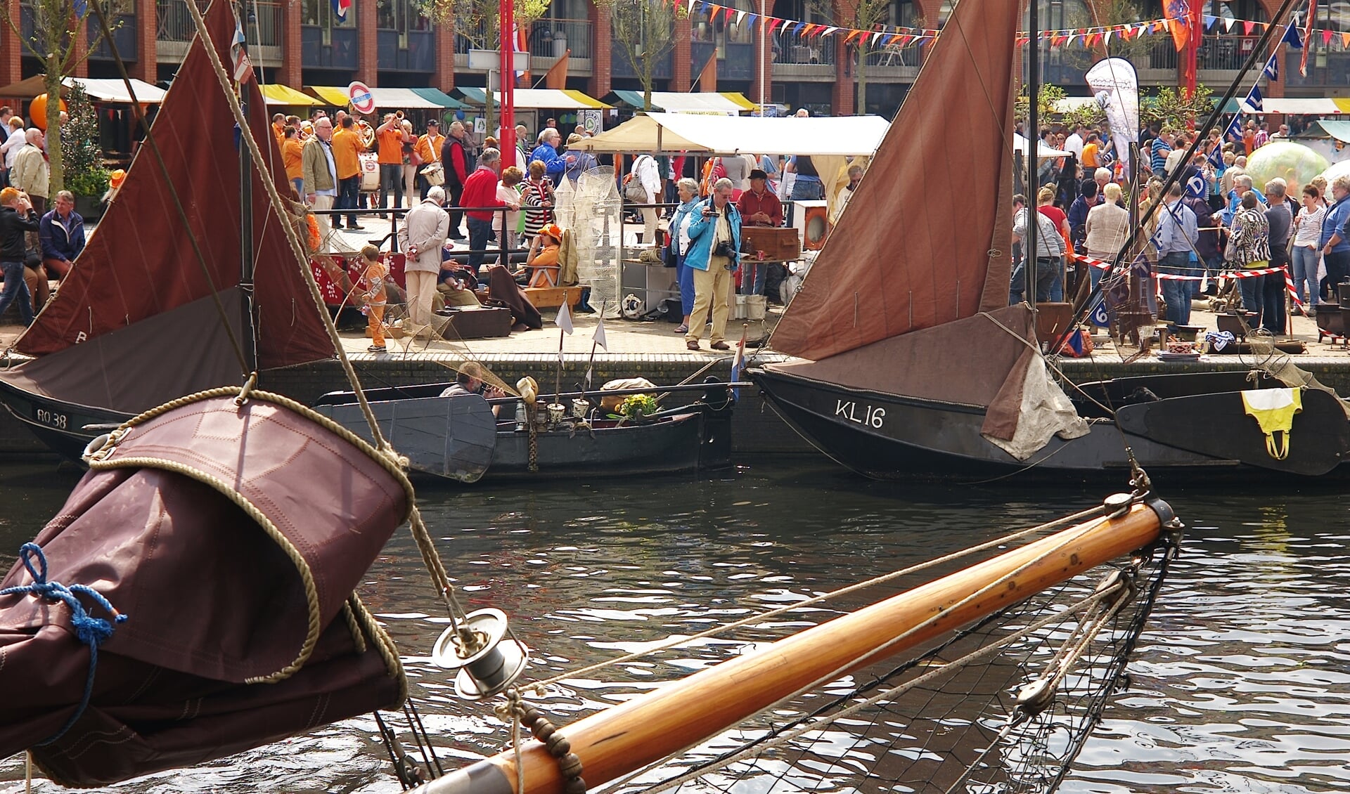 De Maritieme Markt gaat dit jaar toch door en wel op zaterdag 19 september.  Foto: archief | A. van Duijvenvoorde