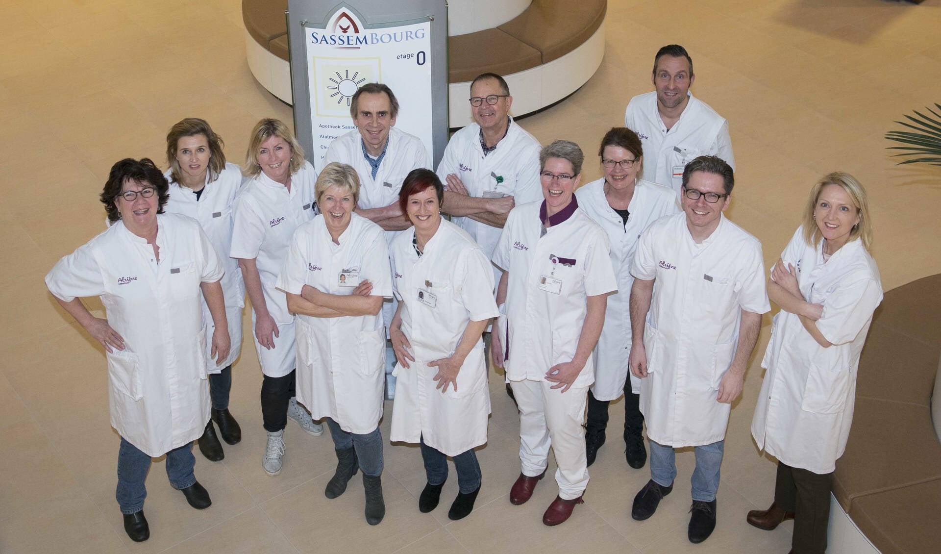 Medewerkers van het Alrijne ziekenhuis in Sassembourg. | Foto: pr.