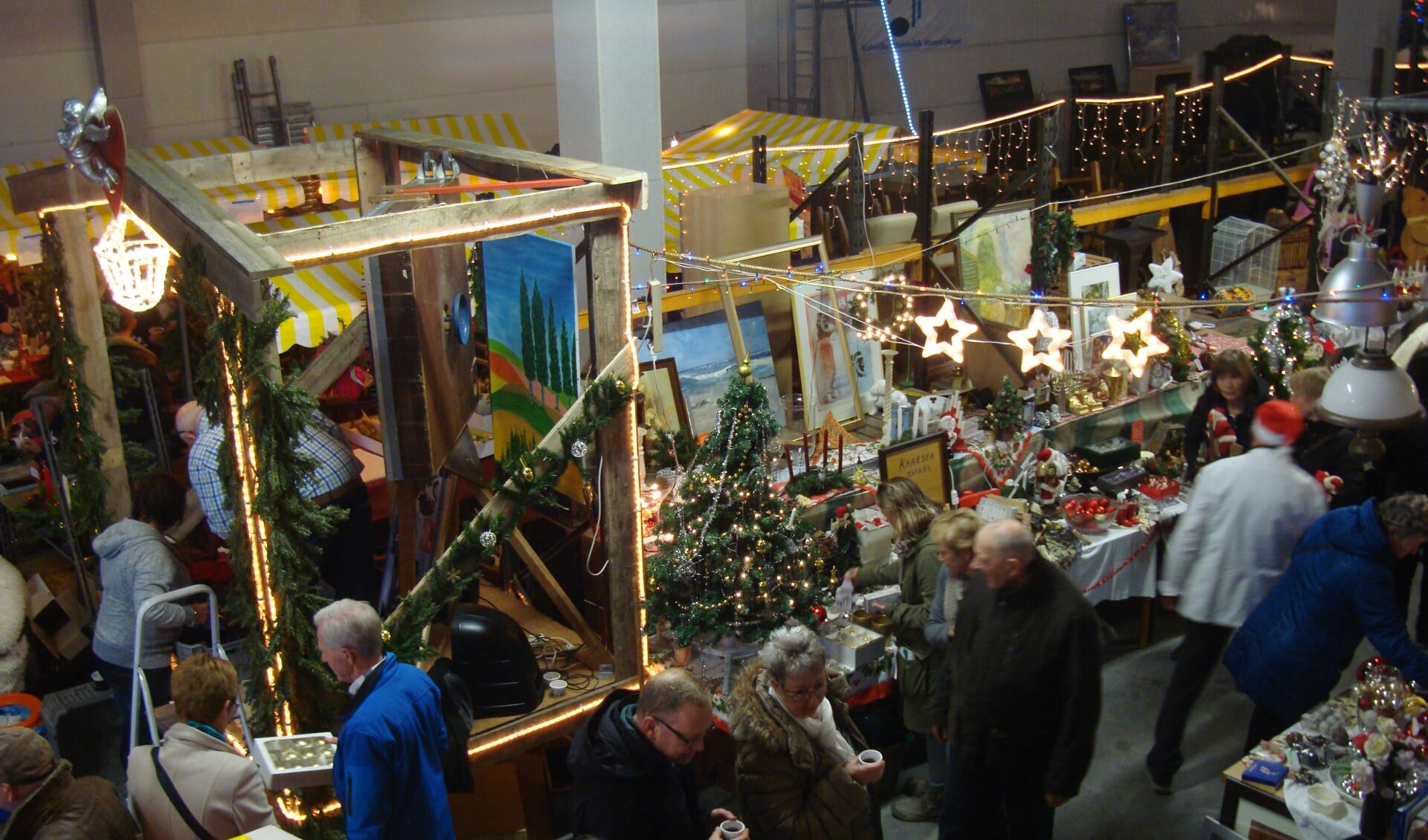 Jubilate gaat stoppen met de kringloop winkel. Op zaterdag 9 december is er een kerstmarkt. Dan moet alles weg. | Foto: PR