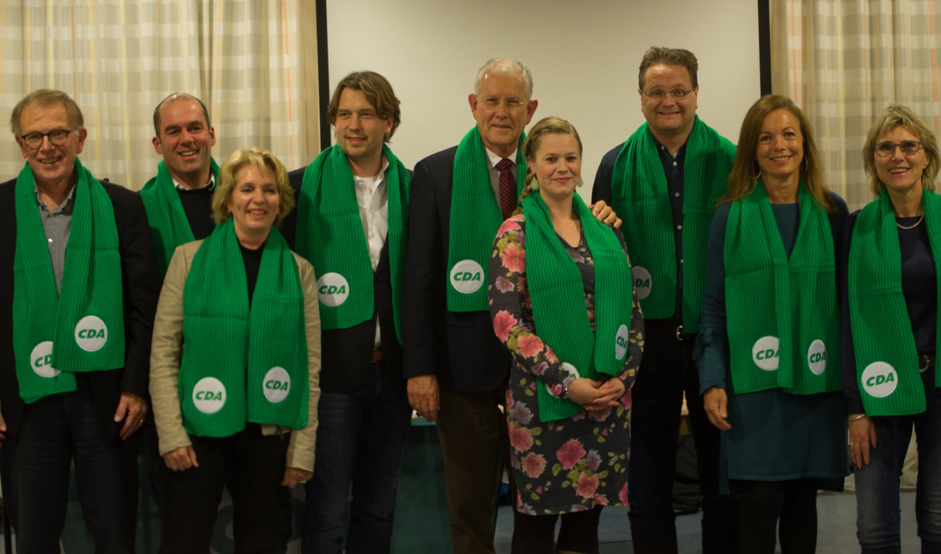 De eerste negen kandidaten van CDA Teylingen, met in het midden lijsttrekker Peter Scholten. | Foto: pr.