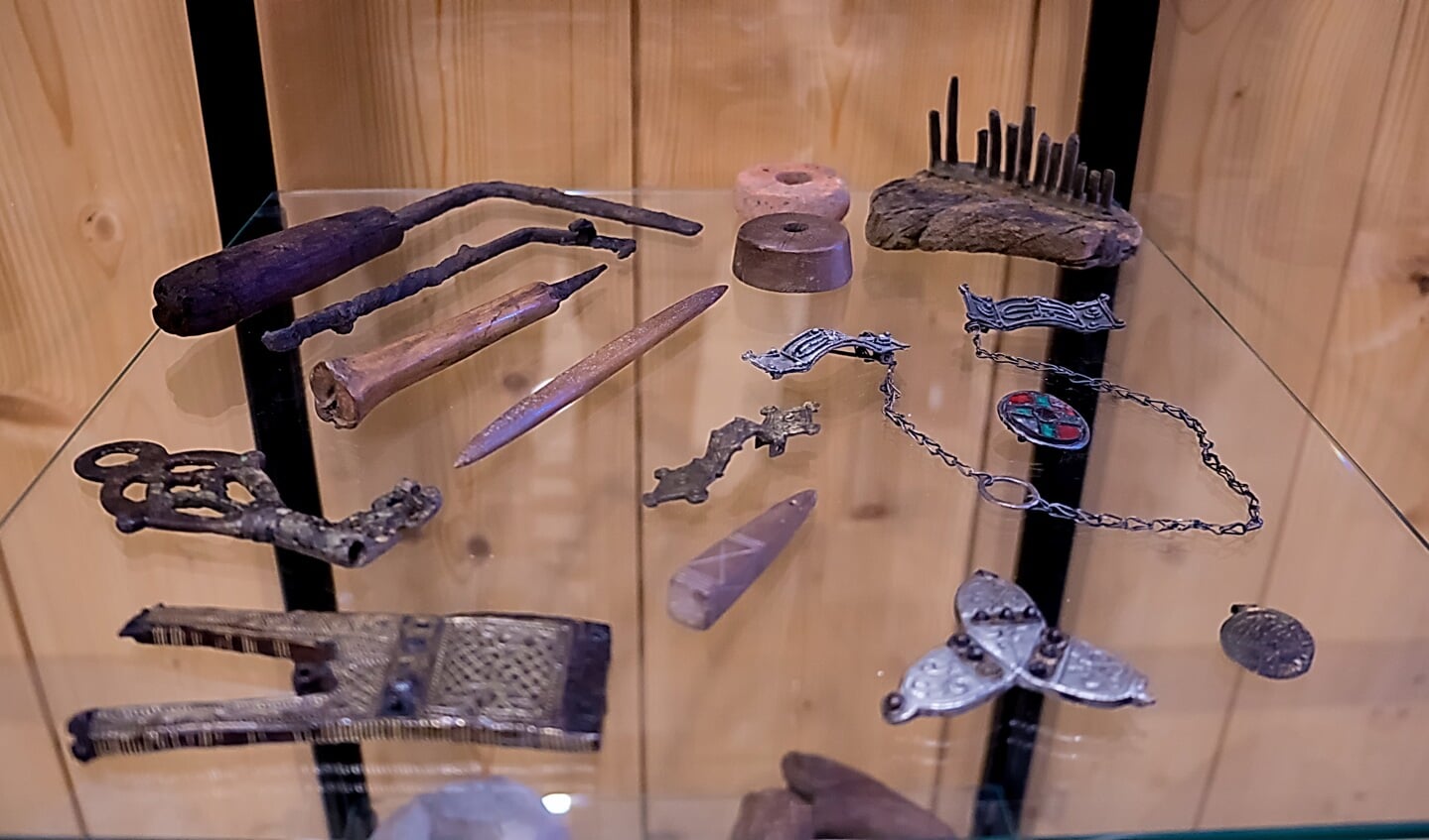 Gebruiksvoorwerpen en sieraden uit Leithon.