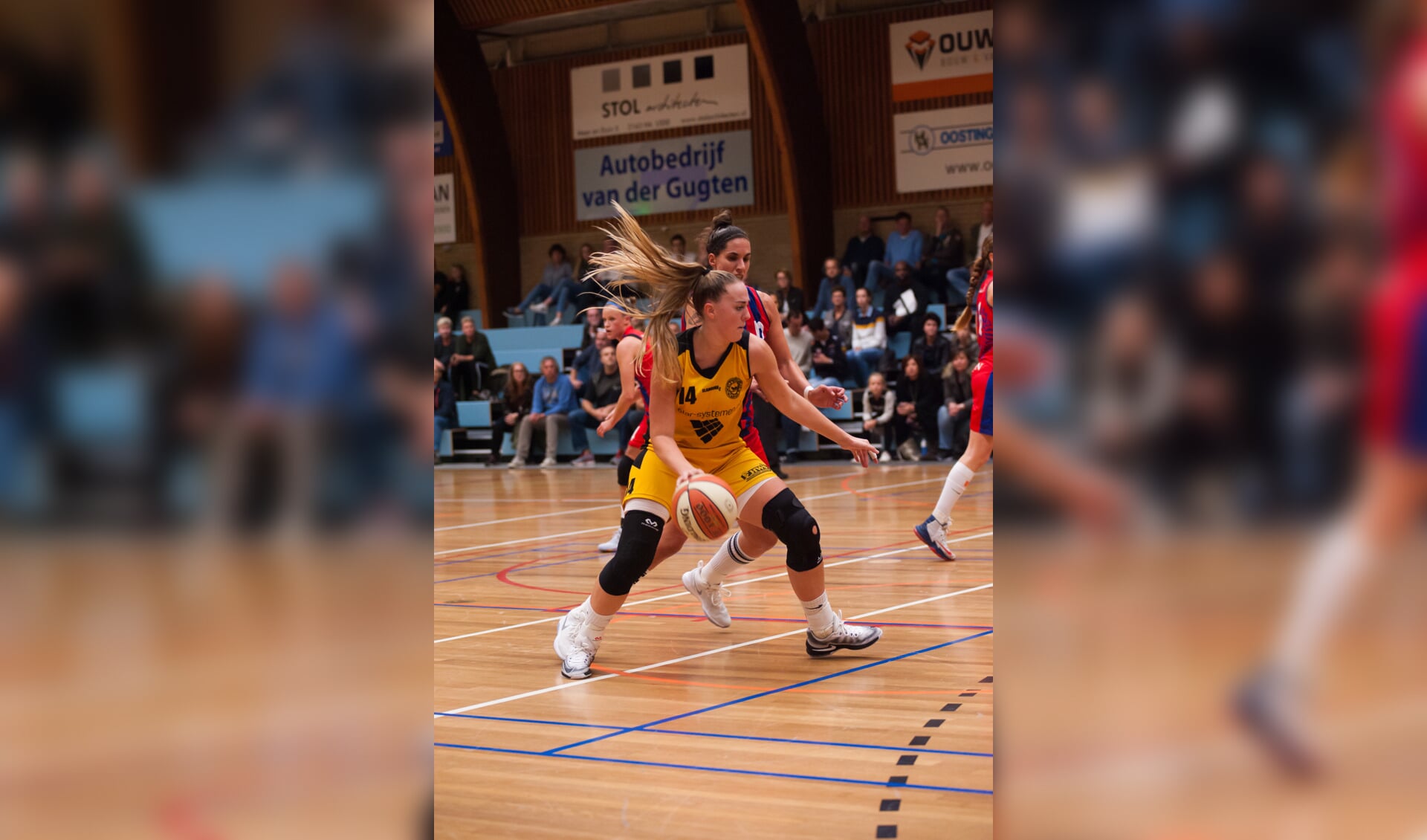 Deborah Vos in actie tegen Loon Lions. | Foto: Geert Bekker