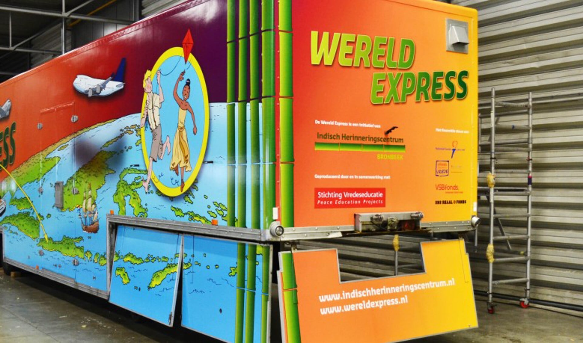 De reizende tentoonstelling De Wereld Express. | Foto: PR Indisch herinneringscentrum