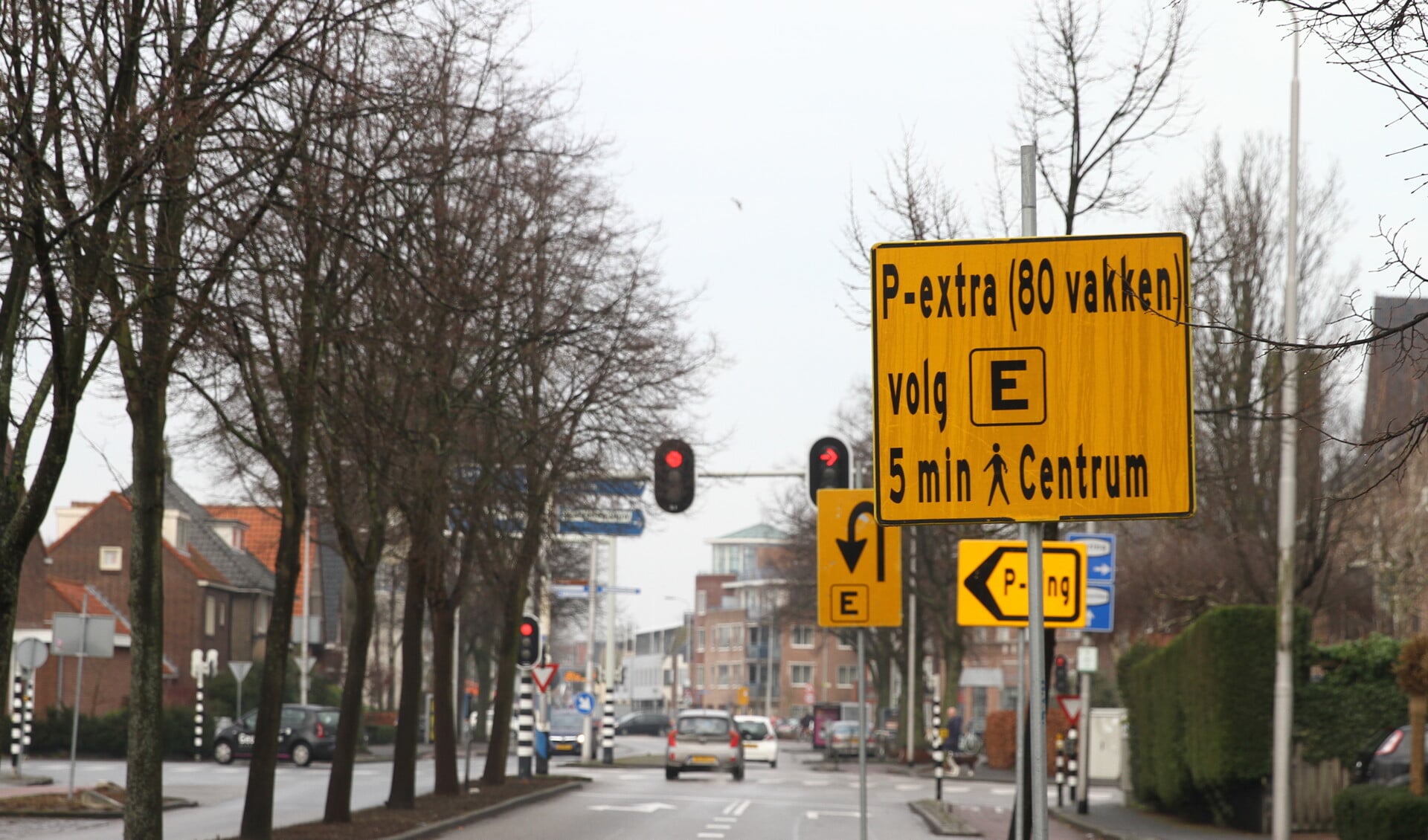 Bij het Havengebied zijn parkeerplaatsen verdwenen; extra vakken zijn verderop te vinden. | Foto: Arie in 't Veld
