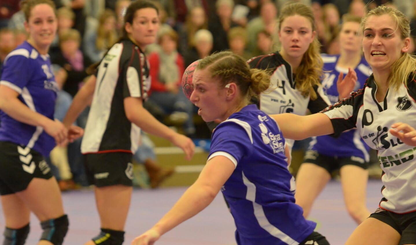 Kim Schuurbiers in de aanval voor Foreholte. | Foto: pr.