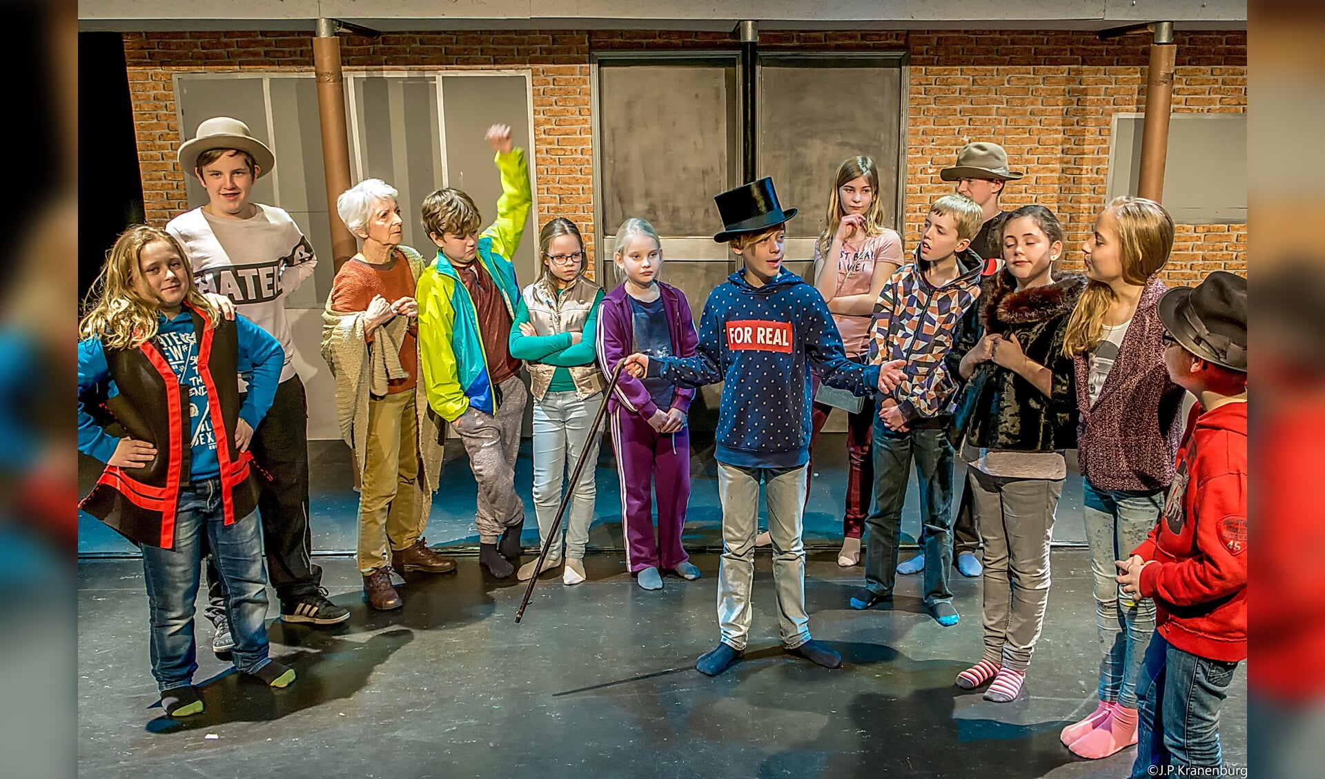 De cast van De Toverfabriek. | Foto: J.P. Kranenburg