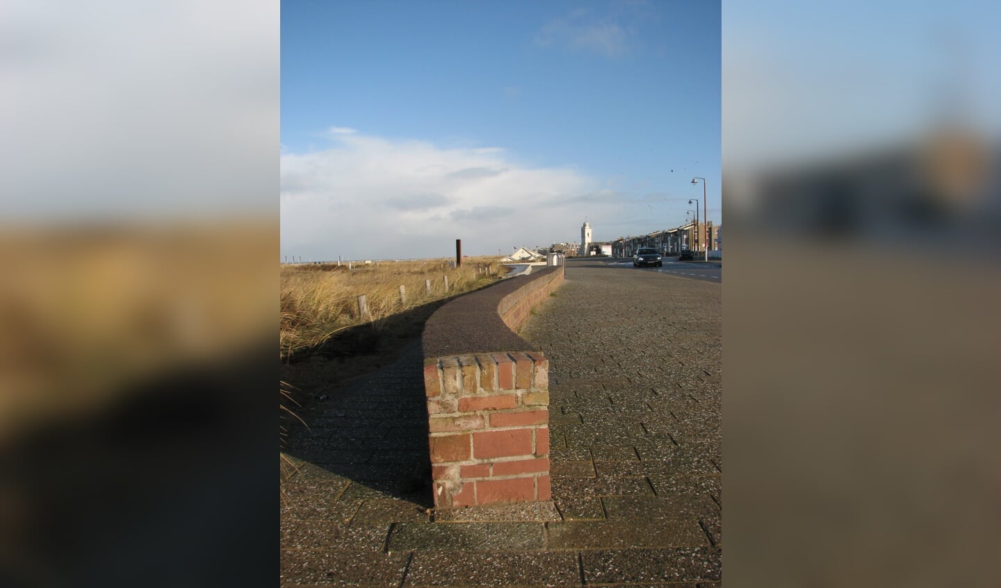 De enige tastbare herinnering aan het Zeehostunneltje is dit stukje muur aan de Boulevard.