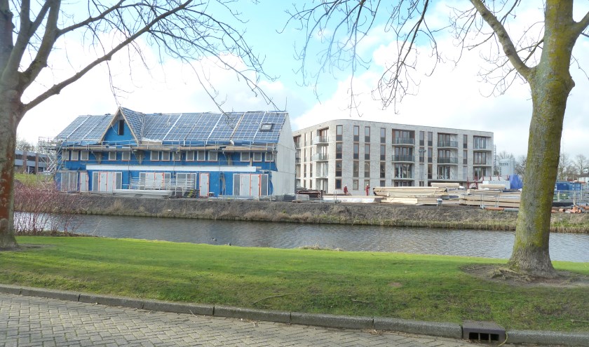 De bouw op de oude Fioretti-locatie Uitermeer gaat voorspoedig. |