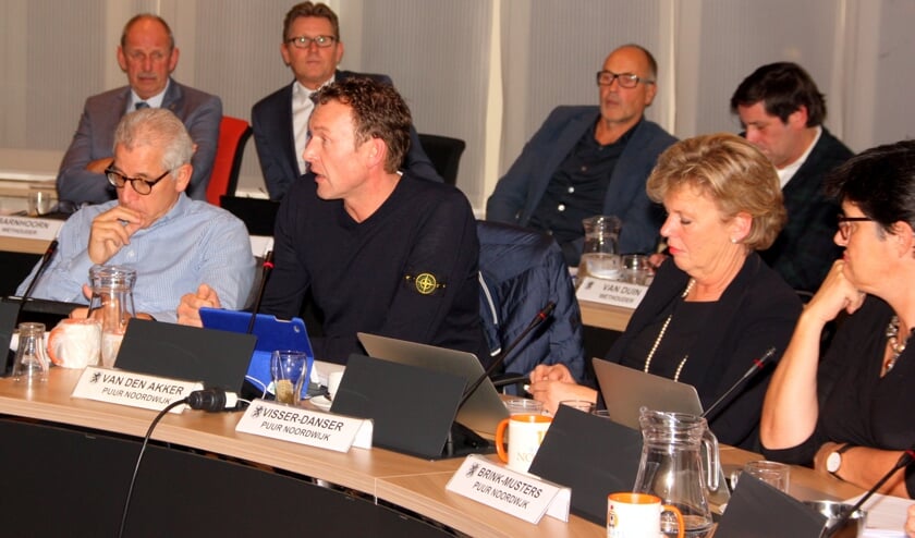 Ook voor de Puur-fractie wordt de lat hoog gelegd. | Foto: Wim Siemerink
