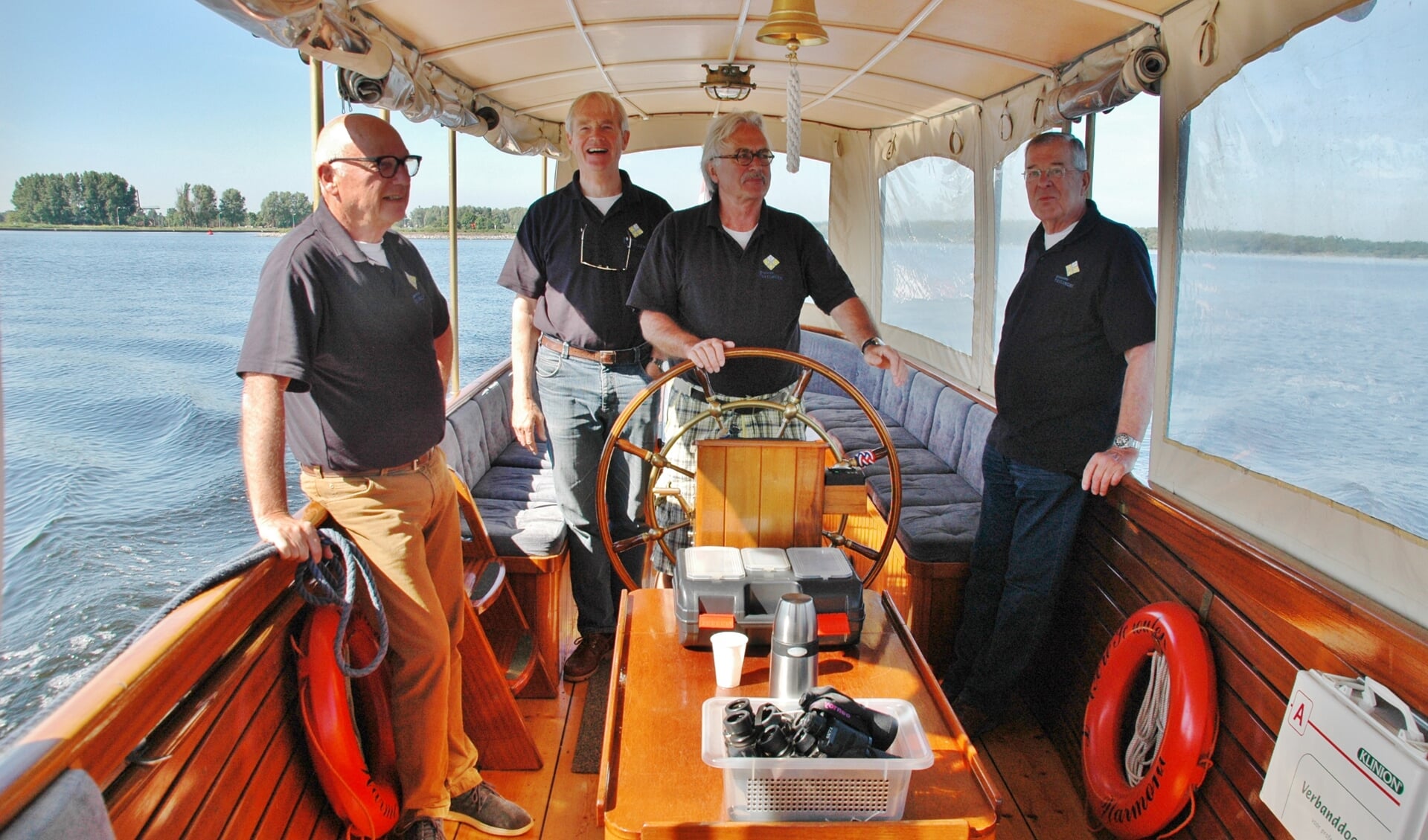 V.l.n.r. de Leiderdorpse schippers Jan Abbink, Warner Borgeld, Willem Buijteweg en Ron Andriessen. 
