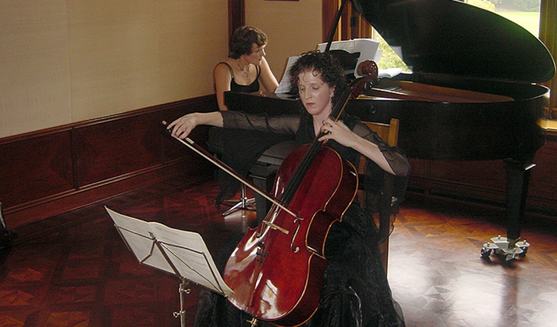 Natasja Douma vleugel en Isabel Vaz cello. | Foto: pr.
