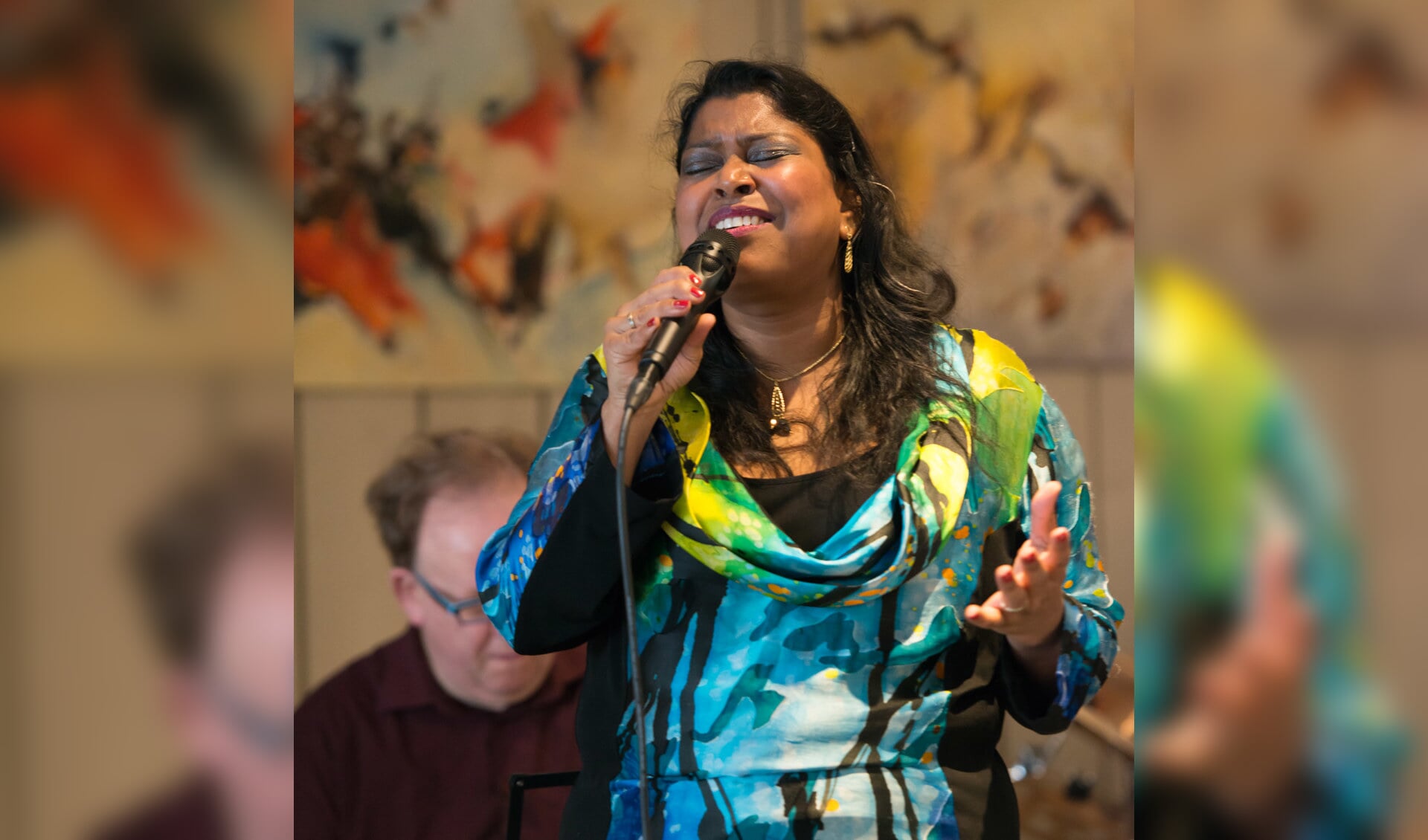 Jazzzangeres Rehana Begum is zondag te bewonderen op het Vierkant in Lisse.