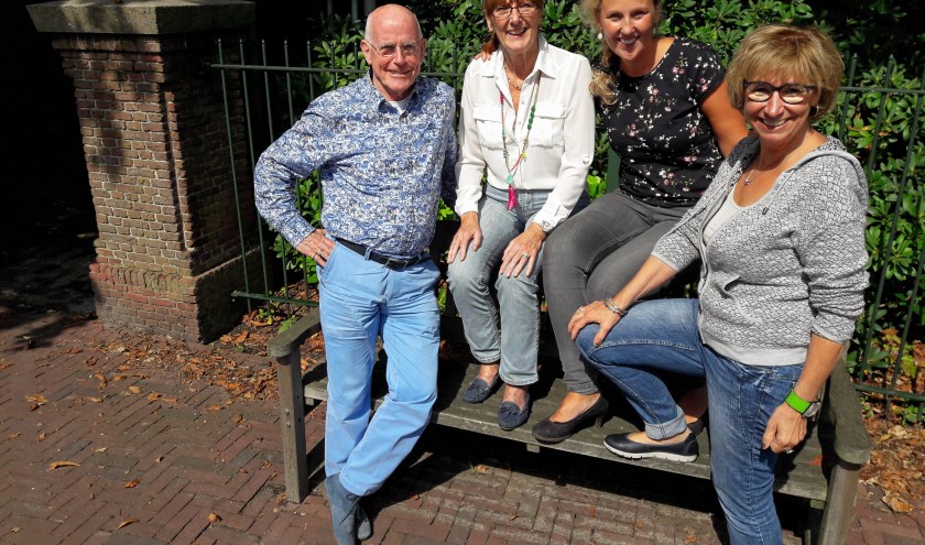 De werkgroep, met v.l.n.r. Joop van der Valk, Bep Donkerlo, Laura Methorst en Annette Bedke.   