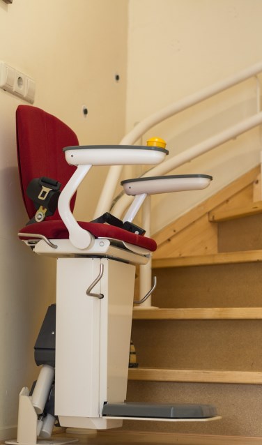 Welzorg blijft het adres voor aanpassingen in huis, zoals trapliften.