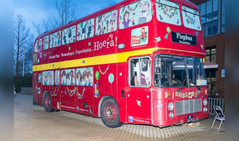 De Fiepbus staat donderdagmiddag 25 januari in Oegstgeest.