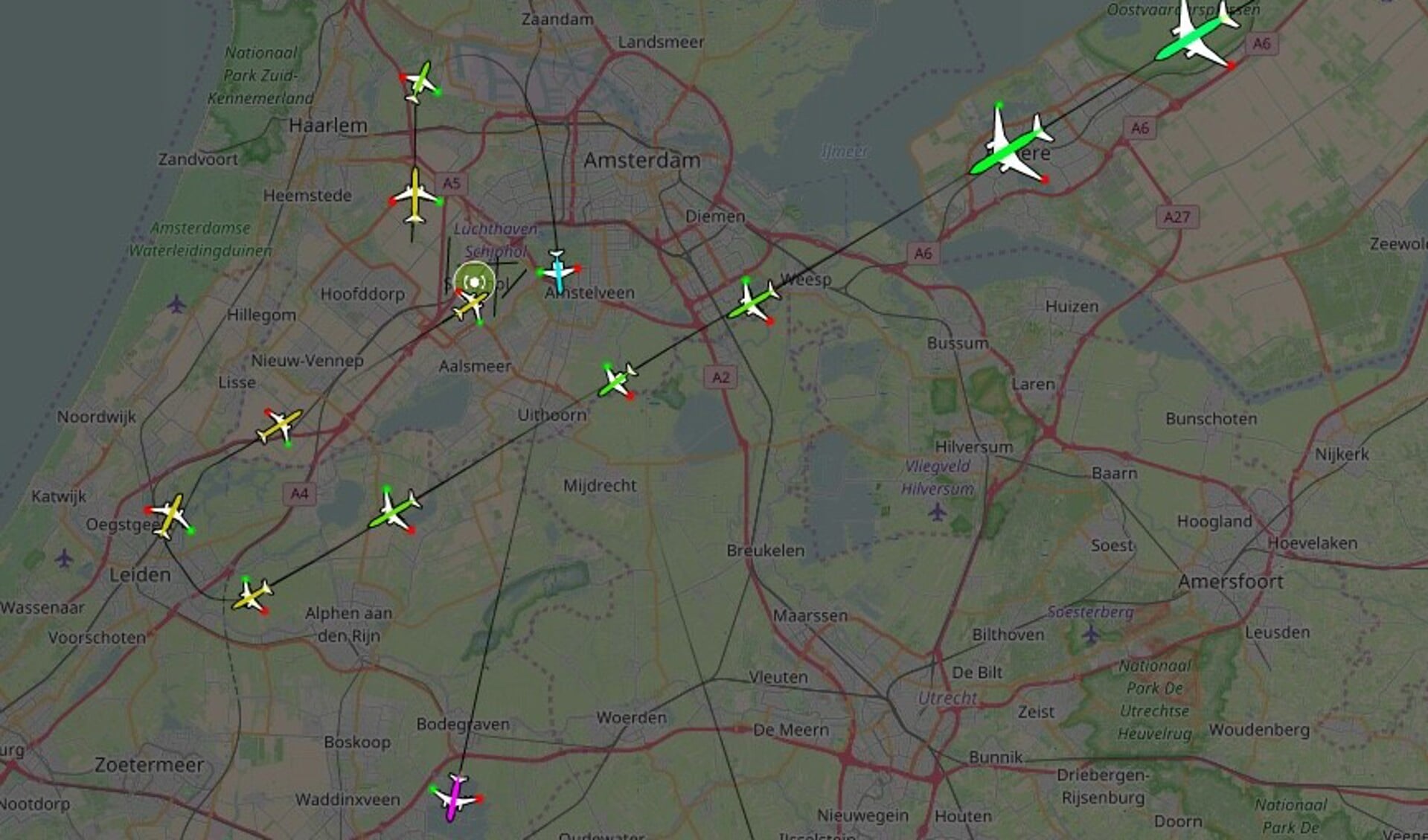 Nachtvluchten naar Schiphol vliegen ook over Oegstgeest.