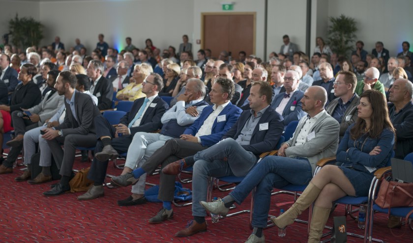 Volle bak tijdens de vierde editie van Ondernemersdag071.