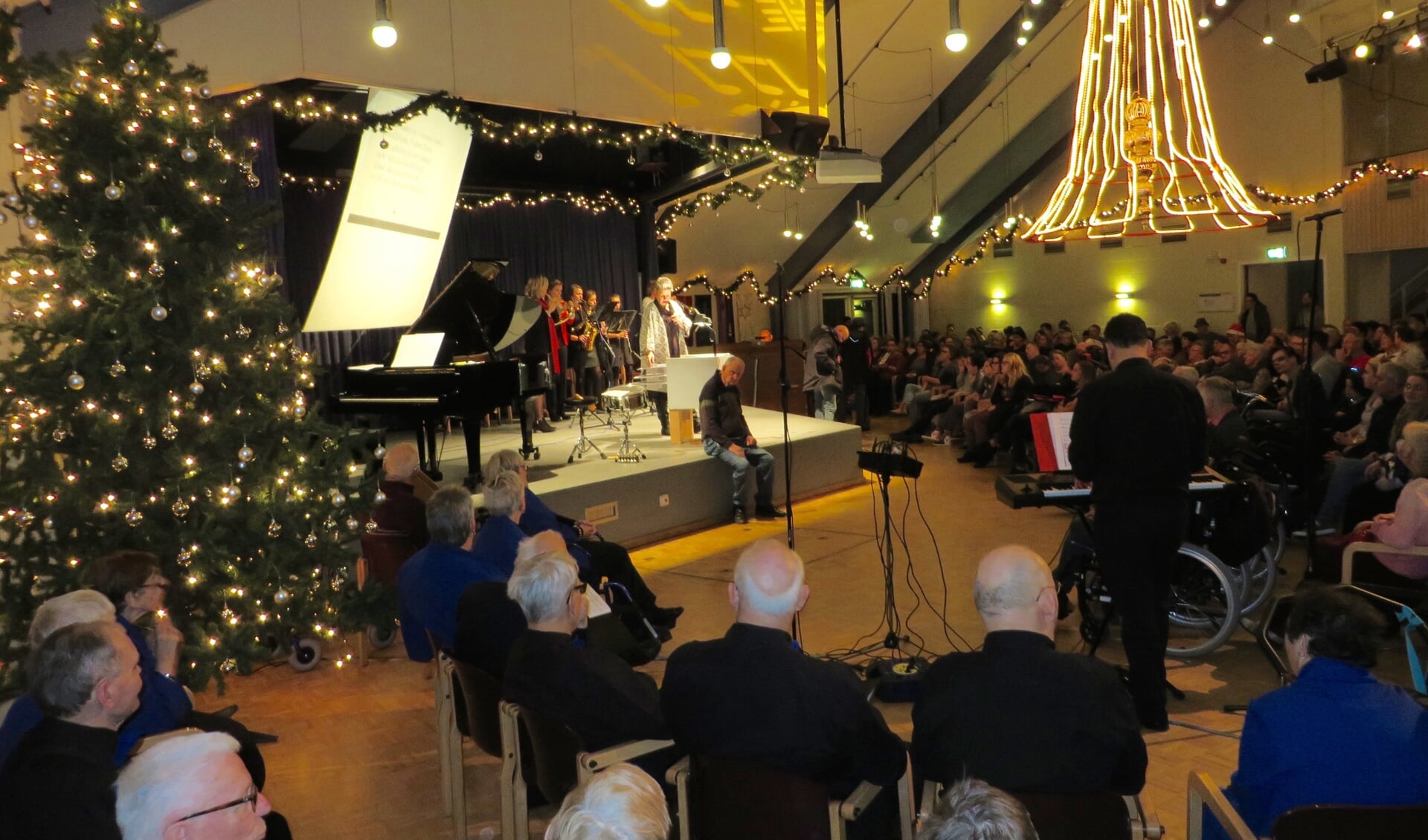 Ook dit jaar wordt voor de traditionele kerstsamenzang weer gerekend op een goede gevulde zaal met zangers. | Foto: PR