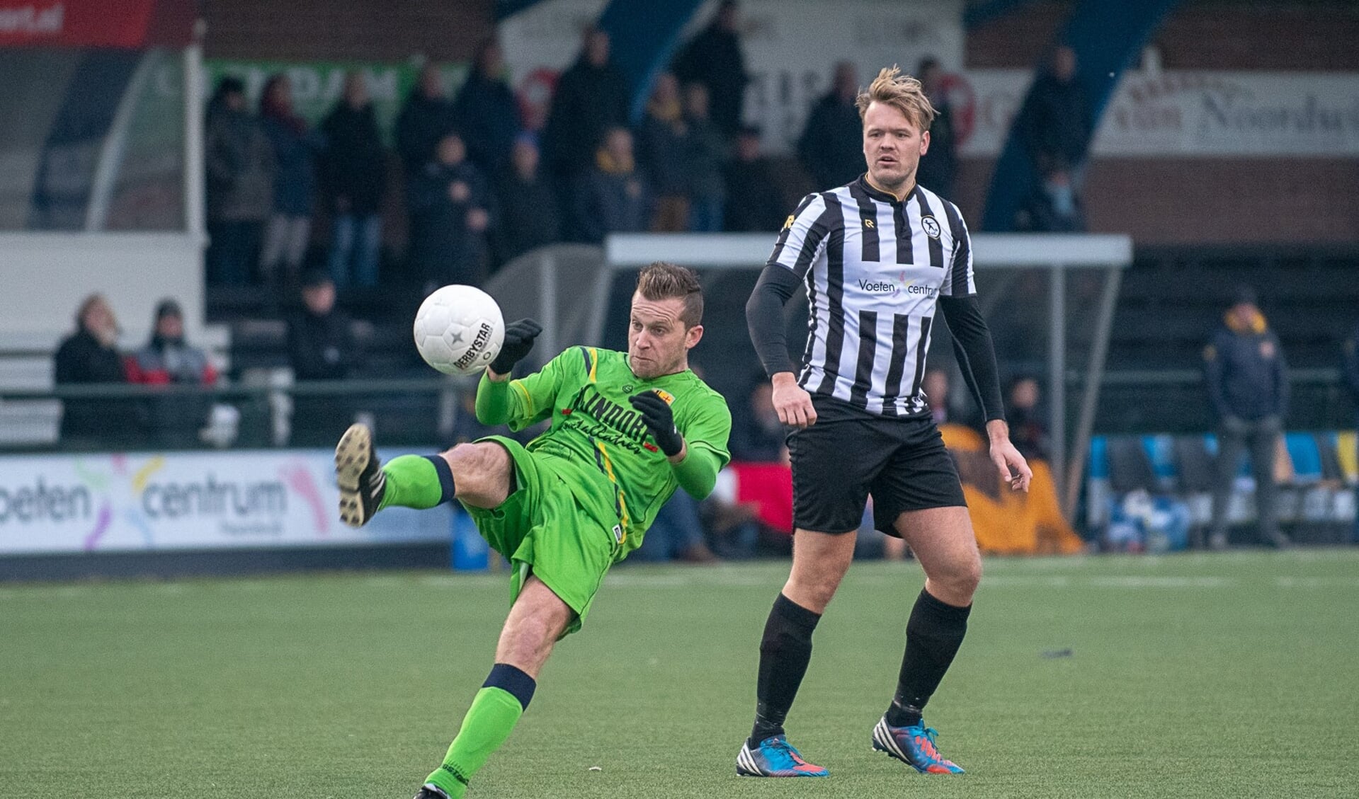 Vincent Solleveld haalt de aanval eruit tegen zijn oude club. | Foto lichtenbeldfoto.nl