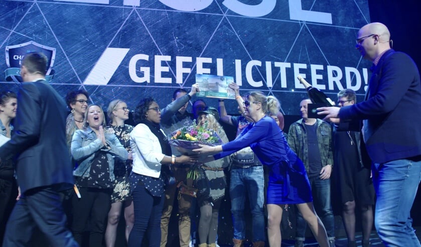 Vreugde bij het team van Specsavers Lisse: zij hebben de beste winkel!