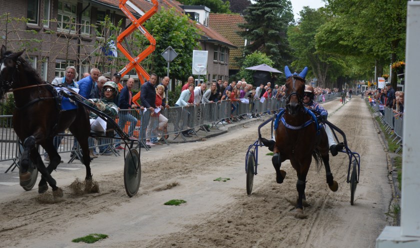 Casanova (links) en Barbert (rechts) op de baan in Warmond. | Foto: pr.