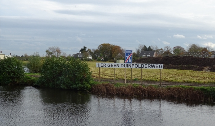 Er is in meerdere gemeenten ook flink wat protest tegen de eventuele aanleg van de Duinpolderweg.