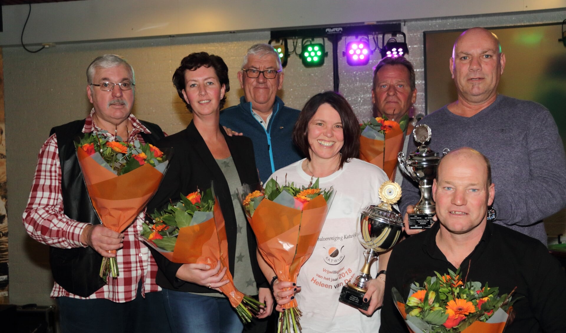 Tijdens de vrijwilligersavond van V.v. Katwijk werden verschillende mensen gehuldigd voor hun trouwe inzet. | Foto: PR