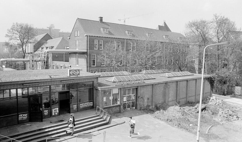 Ook dit was Leiden CS, ooit een rustig stationnetje. Foto: Niek Bavelaar.
