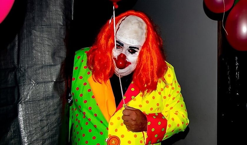 Een horrorclown in het spookhuis aan de Rietschans 67.