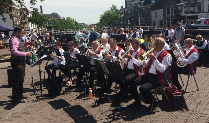 De Schlüsselstädter Musikanten uit Leiden spelen 20 oktober op uitnodiging van de werkgroep Zondag Open Egerländermuziek in De Beukenhof.